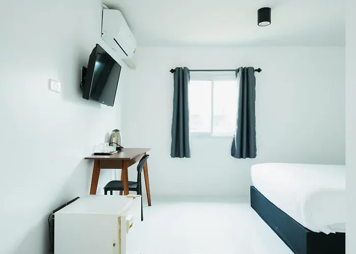 Newhi Sukhumvit 42 1 * 曼谷