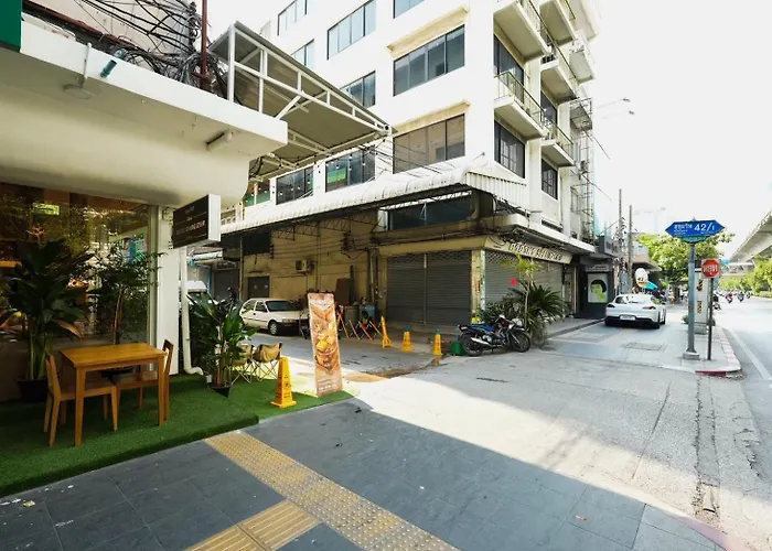 Newhi Sukhumvit 42 1 曼谷