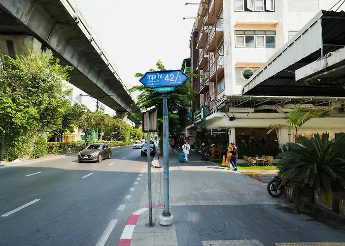 Newhi Sukhumvit 42 1 曼谷